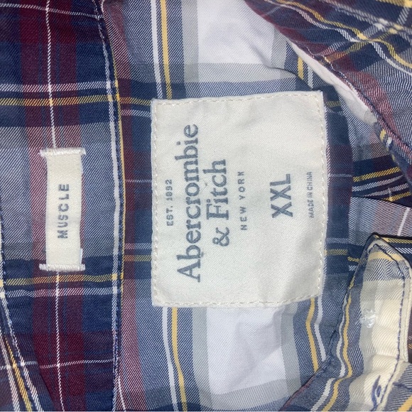 Abercrombie and Fitch long sleeve - Picture 3 of 8